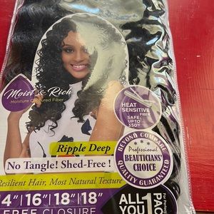 Two set of weave hair on F1B/30.